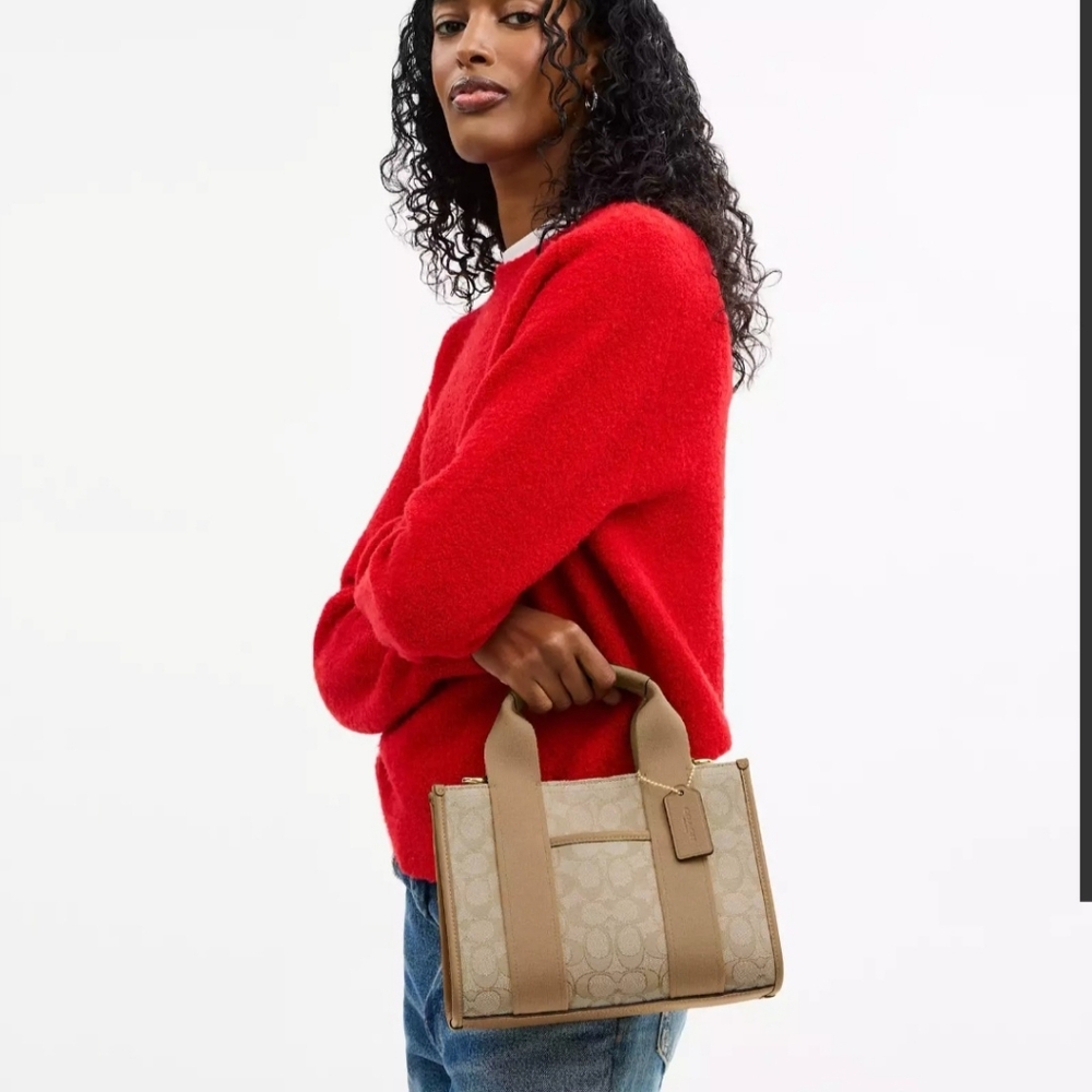 Coach Smith Tote 24 Beige Signature Canvas Tote - Picture 6 of 6